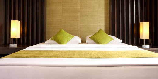 Dimensions of a queen size bed